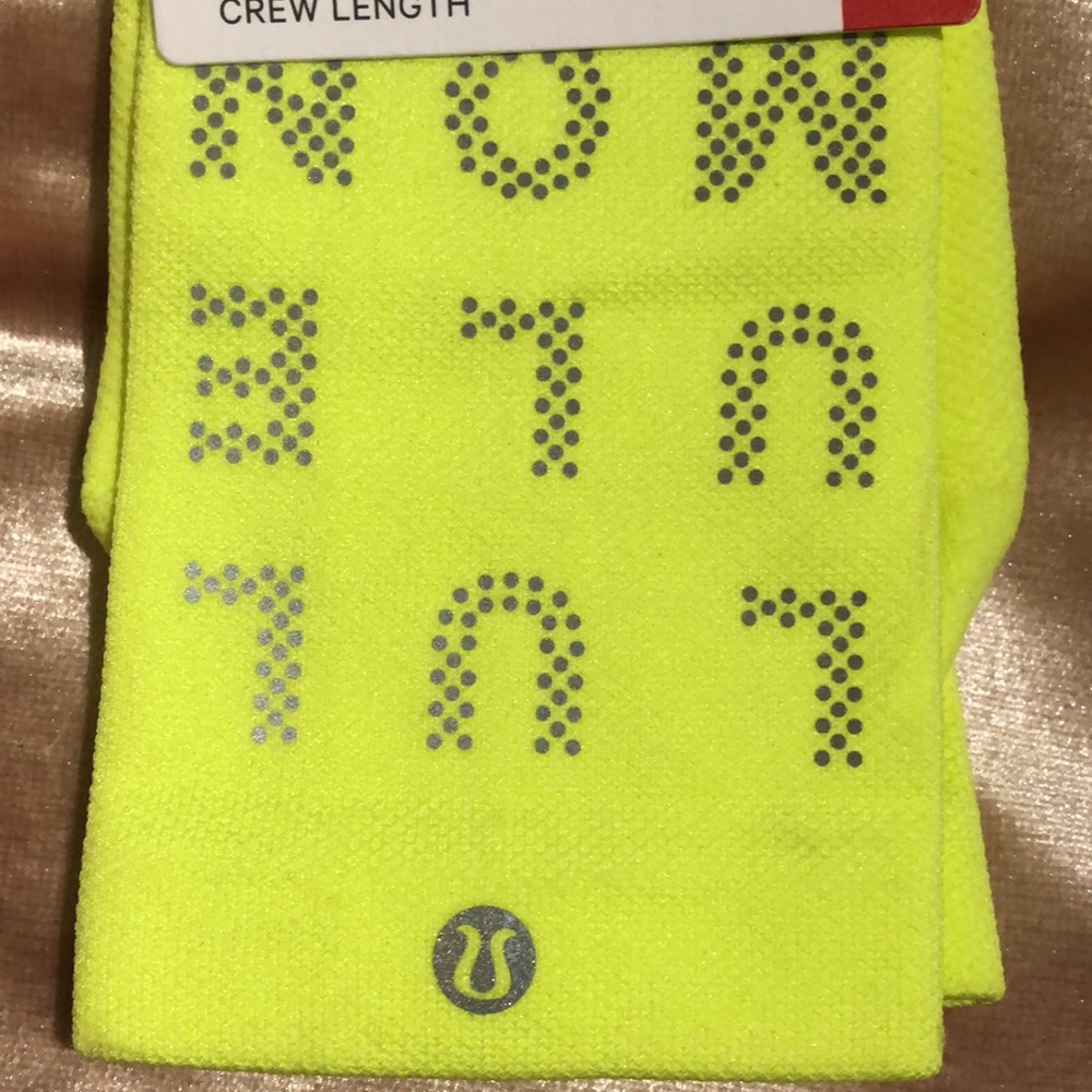 LULULEMON power stride crew socks - Picture 3 of 6